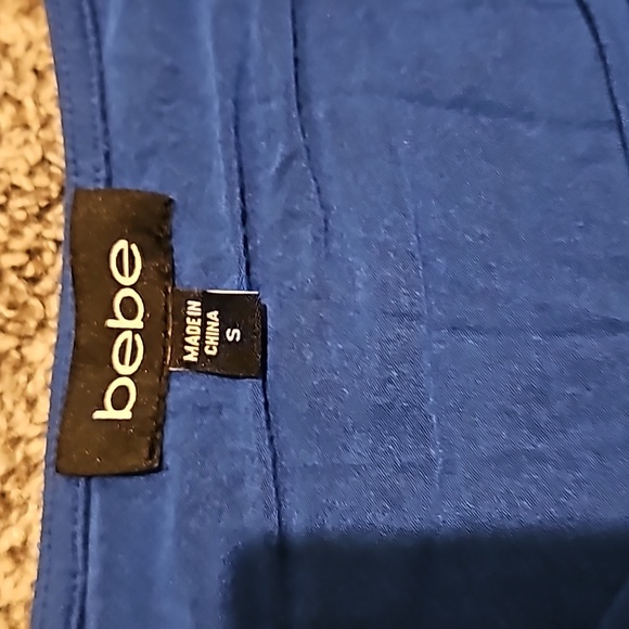 STUNNING BEBE BLUE BUTTERFLY STRETCHY TOP - Picture 4 of 8